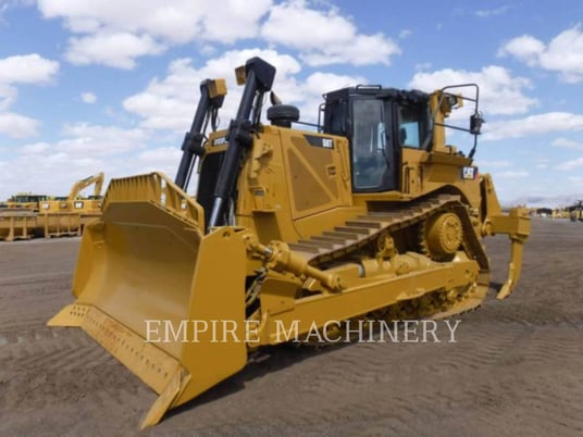 Caterpillar D8T, 8287 hours, S/N: MLN01876, 2013 - Image 1