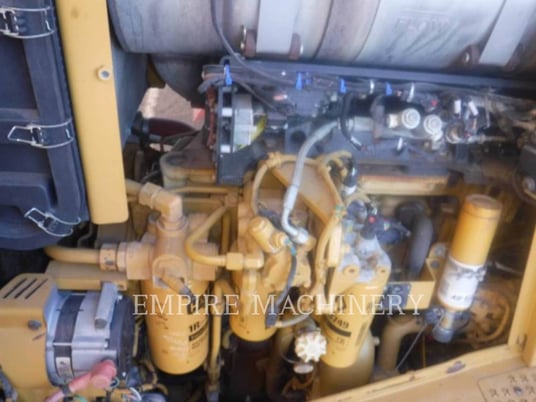Caterpillar D8T, 8287 hours, S/N: MLN01876, 2013 - Image 8