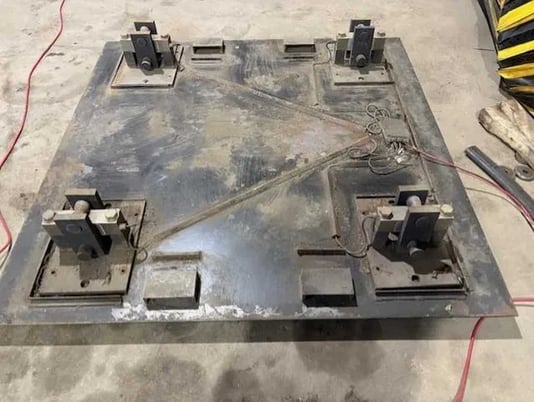 65000 lb. Custom floor scale, 72" x72" platform - Image 3