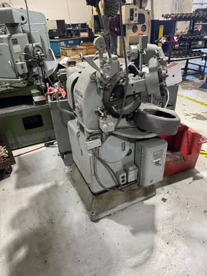 Gleason #3, Straight Bevel Gear Generator, 4.5" pitch diameter, 2.25" cone dist., 10 DP, change gears & - Image 3