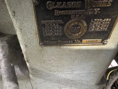 Gleason #3, Straight Bevel Gear Generator, 4.5" pitch diameter, 2.25" cone dist., 10 DP, change gears & - Image 9