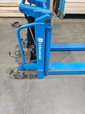 4000 lb. Bishamon #MTL-40, EZ mobile tilter, 88&deg; tilt, 40" fork lght, onboard charger - Image 2