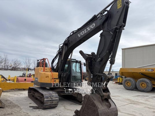 Volvo ECR235E, 3374 hours, S/N: 310809, 2017 - Image 1
