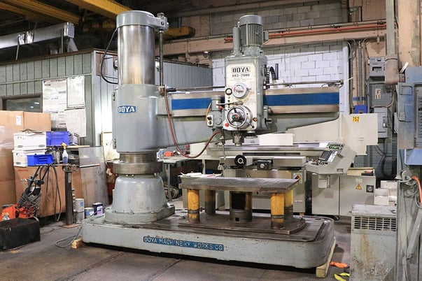 6' -1/2' " -19" Ooya #RE3-2000, radial drill, 10 HP, power elevation & clamping, #5MT, T-Slotted Base, coolant - Image 3