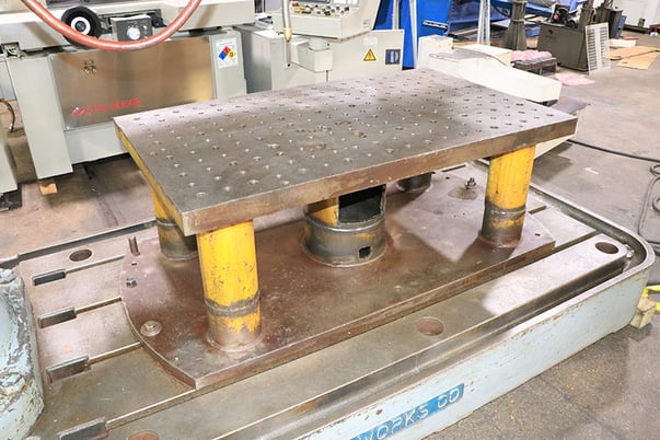 6' -1/2' " -19" Ooya #RE3-2000, radial drill, 10 HP, power elevation & clamping, #5MT, T-Slotted Base, coolant - Image 6