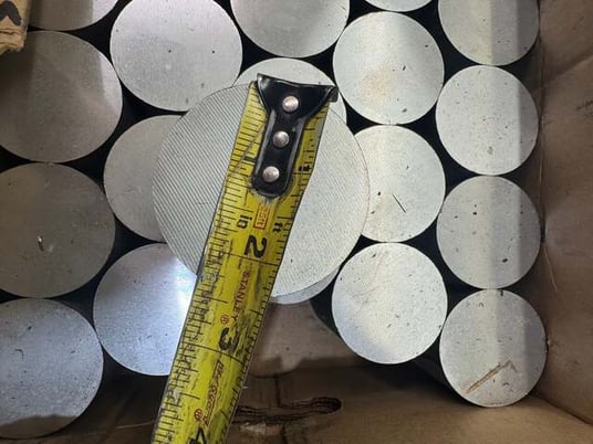 lot of aluminum round bar cutoffs 2.5" diameter x 3.5" - Image 3