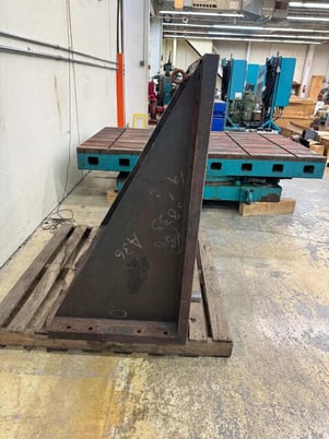 Angle Plate | 48" in. H x 48 in. width Face, 27 in. Base Depth | Orientation: Axial - Image 3