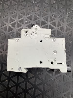 ABB #2CDS251001R0044, MINI CIRCUIT BREAKER 4A DIN RAIL - Image 3