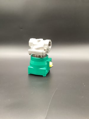 Asco #NFHTB210D189, 2-WAY SOLENOID VALVE 3/4" NPT 120V AC - Image 1