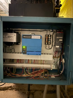 70 HP Columbia #MPH-70, Low Pressure Boiler, 2.5 Million BTU, 15 Psi, 2015 - Image 4
