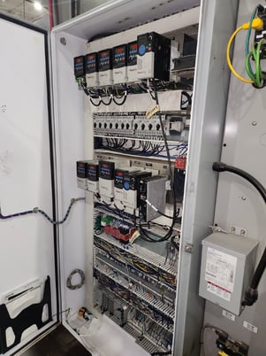 Columbia FL3000 Low Level Case Palletizer - Image 2