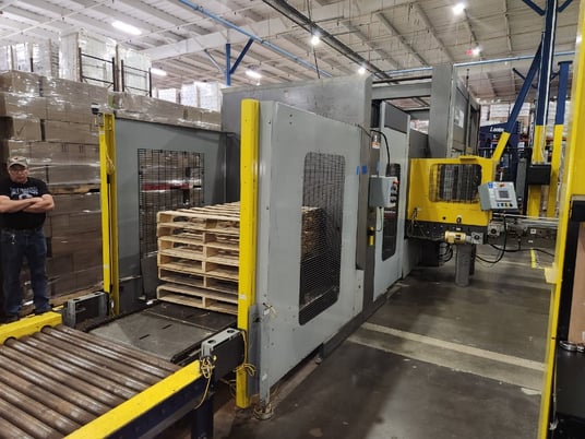 Columbia FL3000 Low Level Case Palletizer - Image 3
