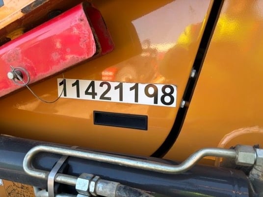 Case #580 SN, Backhoe Loader, 2022 - Image 3