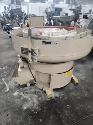 5 Cu. Ft. Roto-Finish #ERC-0405, Spiratron Vibratory Finisher, 230V, 3 Ph., 3,000 LB, 2005 - Image 5