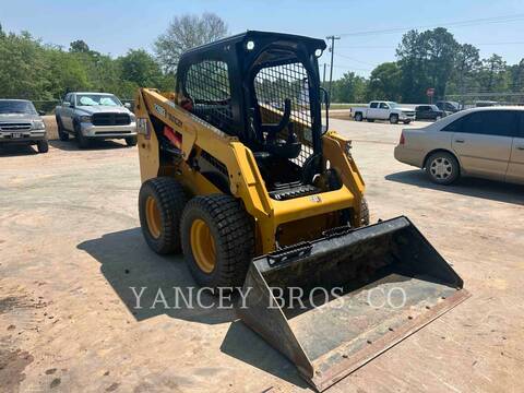 Cat 226D3, Skid Steer Loader, 168 hours, S/N: EK503101, 2024 - Image 2
