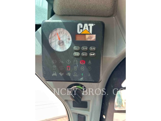 Cat 226D3, Skid Steer Loader, 168 hours, S/N: EK503101, 2024 - Image 5