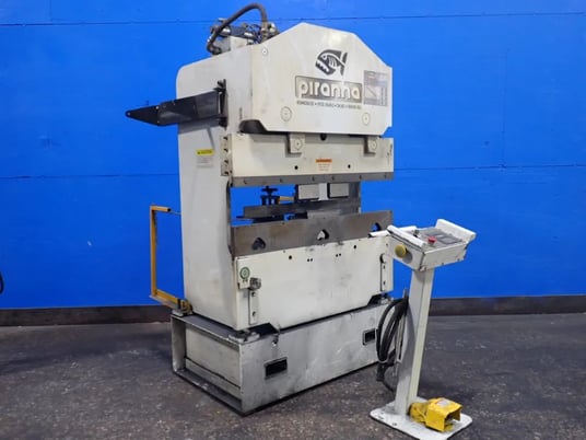 25 Ton, Piranha, Press Brake, 4' overall, Generation-II Control - Image 1