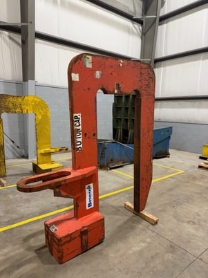 60000 lb. Bushman, C-hook, 74" arm, 31" height - Image 1