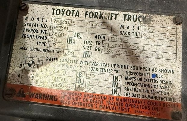 4000 lb. Toyota #7FGCU20, LPG, 7.6'to fork face, 24" load center, 6.3'turning radius, 118 FPM - Image 2
