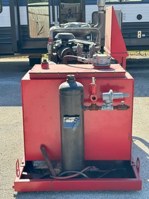 PSI #5.7-Liter, NG / propane hydraulic power unit, 5.7L V8 engine, Rexroth & piggyback pumps, water cooled - Image 2