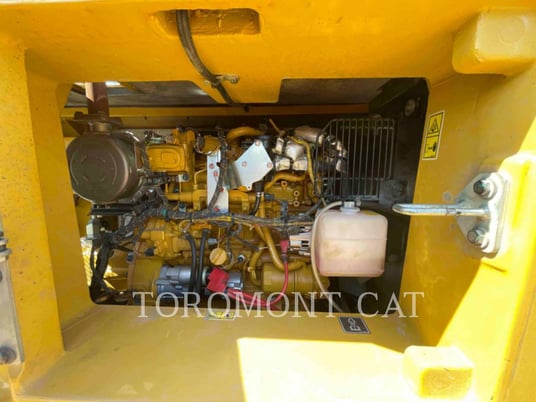 Cat 31007, Mini Excavator, 3228 hours, S/N: GWT02351, 2022 - Image 7