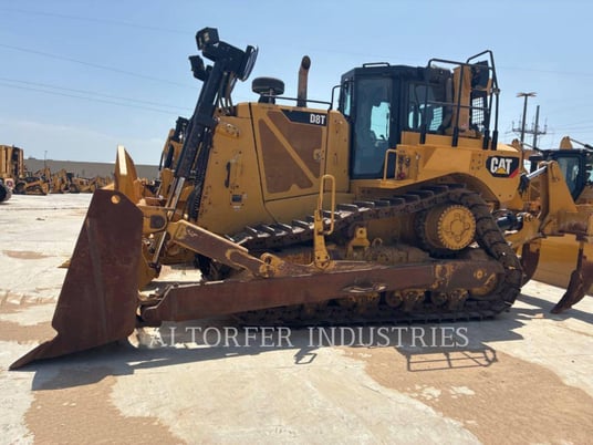 Caterpillar D8T R, 3375 hours, S/N: FMC01825, 2018 - Image 1