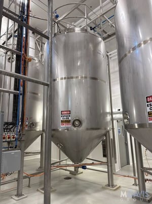 4200 gallon Qualtech, Stainless Steel Jacketed Vertical Mix Tank, 102" diameter x 120" height, cone - Image 1
