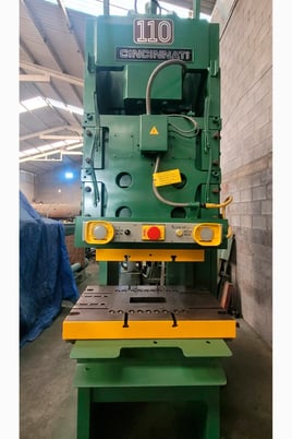 110 Ton, Cincinnati C-Frame, Hydraulic Press, 10" stroke, 27" x 42" table - Image 3