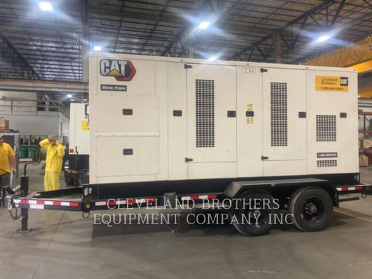 340 KW Caterpillar XQ 425, Diesel, 1800 RPM, 480V, 2865 hours, 2021 - Image 1
