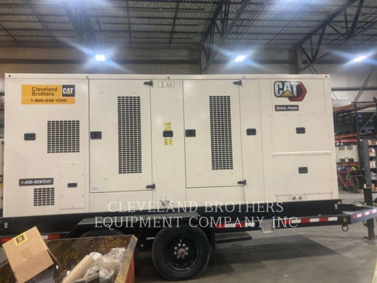 340 KW Caterpillar XQ 425, Diesel, 1800 RPM, 480V, 2865 hours, 2021 - Image 2