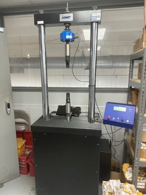 22500 lbf. (100kN) Admet #Expert-1654, tensile testing system, hydraulic power unit, reconditioned / - Image 1