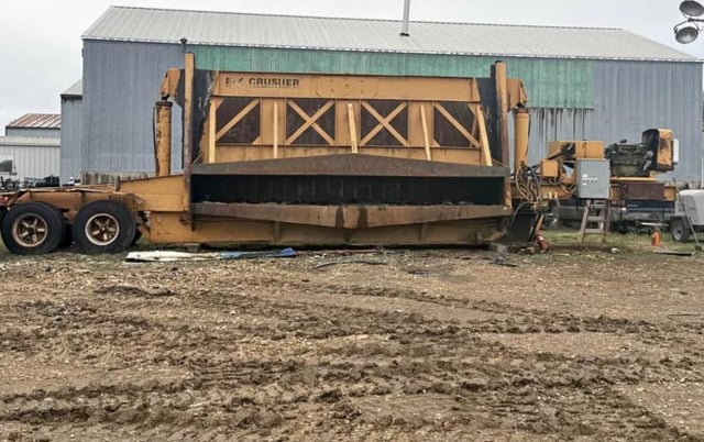 EZ Car #A, car crusher, 2500 psi, 10" bore, 78" travel, 1988 - Image 1
