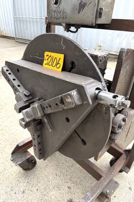1000 lb. Ransome #10P, Welding Positioner, 30" Table, Gripper Chuck, As-Is - Image 8