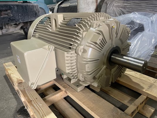 250 HP 1200 RPM General Electric, Frame 449T, TEFC BB, 460 Volts, New - Image 1