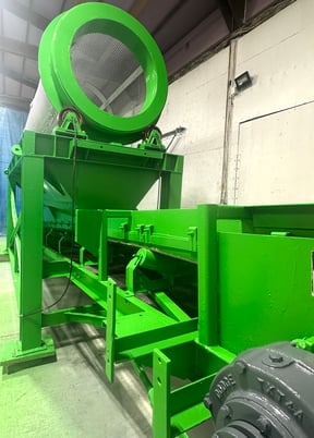 Rotary Trommel Screener, with cleaning brushes for rotating Drum Screen. - Image 2