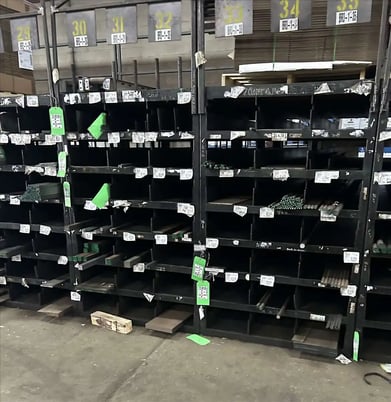 Pigeon hole racking, 42" D x 119" L x 6' T, 7" x 14" holes (8 available) - Image 1