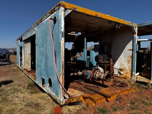 Texas First Industrial #F-1000, triplex mud pump, Caterpillar D398 powered engine - Image 4