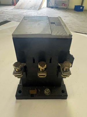 Allen-Bradley Contactor 100-B110N*3 - Image 2