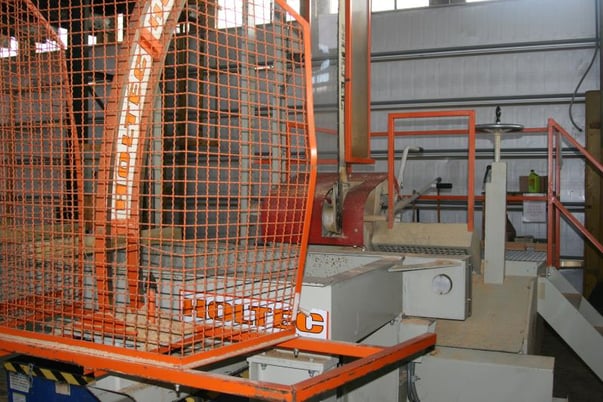 Holtec #Transcut-II-Station, package saw, 404" chain saw, automatic chain tensioner, 2002 - Image 2