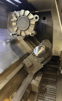 Daewoo Doosan #Puma-700L, CNC Lathe, 40.5" swing, 126" machining length, 35.43" turning diameter, 25.2" X - Image 4