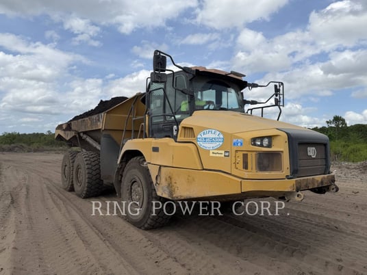 Caterpillar 725TG, Articulated Truck, 7893 hours, S/N: 3T900243, 2021 - Image 2