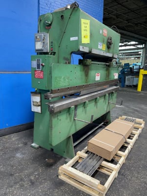 25 Ton, Chicago #285, Press Brake, 96" opening, 7.5 HP, 240 V. - Image 7