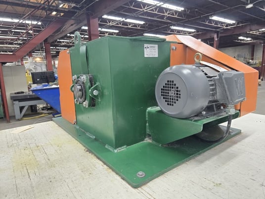 Sweed #513-AH, scrap chopper, 1 rotating knife, 17" x 14.5" discharge opening, 50" clearance, 7.75" W, 3-1/4" - Image 8