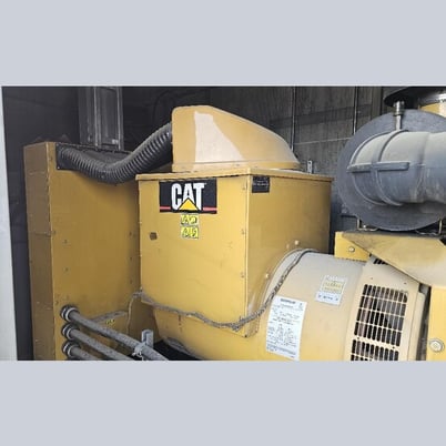 500 KW Caterpillar #3456, Diesel Generator, 480 Volt, 1800 RPM, 5624 hours, 2006 - Image 3