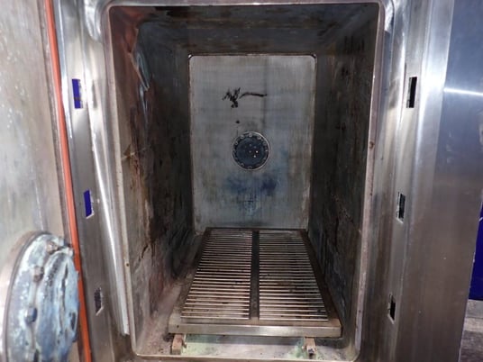 Consolidated Stills & Sterilizers, vacuum steam sterilizer, 24x37x36" chamber - Image 2