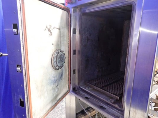 Consolidated Stills & Sterilizers, vacuum steam sterilizer, 24x37x36" chamber - Image 8