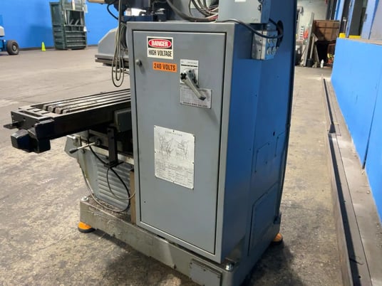 Osaka Kiko #MH-2, Vertical Mill, 52" x 12" tbl, Anilam Controls, 230/460 V. - Image 6