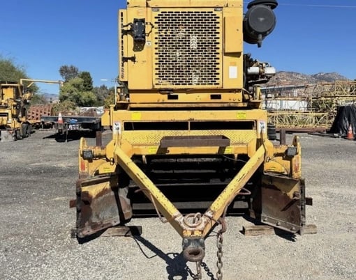 Lincoln 660 AXL Asphalt Windrow Elevator 1856 Hours Hot Mix HMA Paver - Image 4