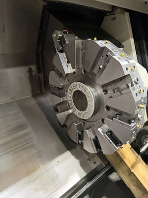Okuma #Genos-L400E, CNC Lathe, 20.4" swing, 43.3" centers, 15.35" turning diameter, 8.66" X, 45" Z, 10" - Image 2