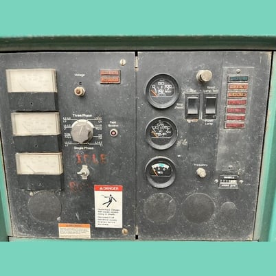 225 KW Cummins Onan #250DFAC, diesel generator set, prime, enclosed/semi-trailer, 1800 RPM, 480 Volts - Image 3